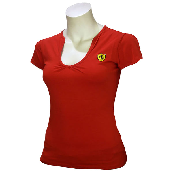 T-shirt donna Scuderia Ferrari scudetto  https://f1monza.com/products/t-shirt-donna-scuderia-ferrari-scudetto